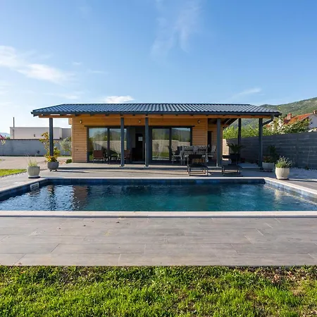 Amelia Casa de Férias *